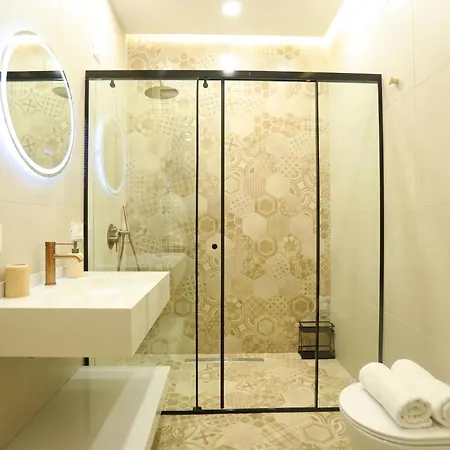 Luxury Pool Palasea With Panoramic Sea View Vlora